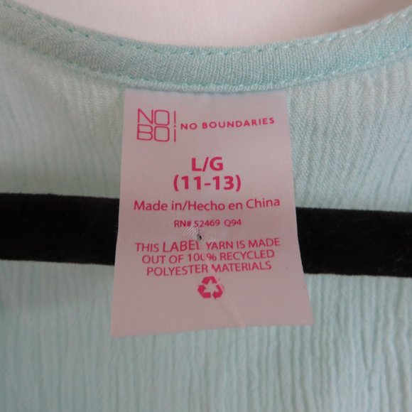 No Boundries soft woven top V neck Elastic bottom - Picture 7 of 7